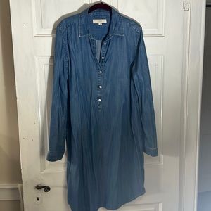 Size large, loft jean dress.  Lightly worn and great condition.